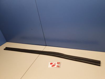 Накладка стекла передней левой двери для Lexus RC C10 2014-