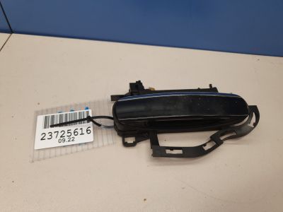 Ручка двери нaружная правая передняя для Audi A6 C6 2004-2011