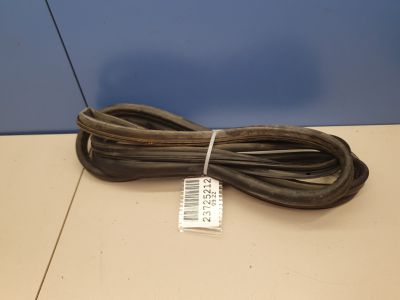 Уплотнитель двери передней правой для Audi A6 C6 2004-2011