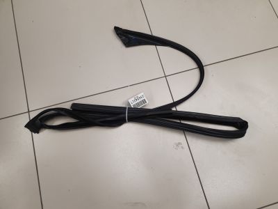 Уплотнитель стекла передней левой двери для BMW 5 G30 F90 2016-