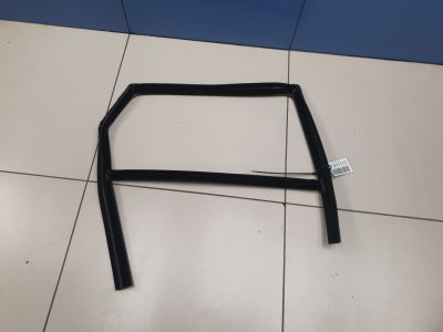 Уплотнитель стекла двери задний правый для Land Rover Range Rover Evoque 2019-