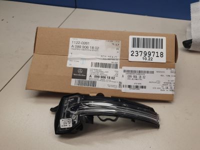 Указатель поворота в зеркало правое для Mercedes A-klasse W177 2018-