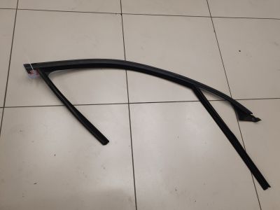 Уплотнитель стекла передней правой двери для Mercedes C-klasse W204 2007-2015