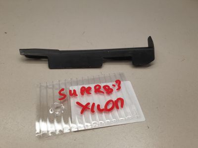 Кронштейн фонаря (стоп сигнал) для Skoda Superb 3V 2015-