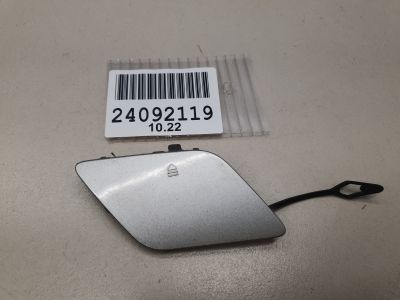 Заглушка переднего бампера буксировочного крюка для Mercedes C-klasse W204 2007-2015