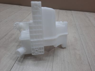 Бачок омывателя лобового стекла для Volkswagen Polo Sedan 2011-