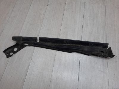 Уплотнитель переднего крыла левого для Nissan Patrol Y62 2010-