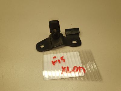 Кронштейн амортизатора двери багажника правый для BMW X5 M F85 2014-