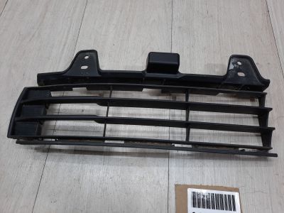 Решётка в бампер правая для Toyota Land Cruiser 200 2008-