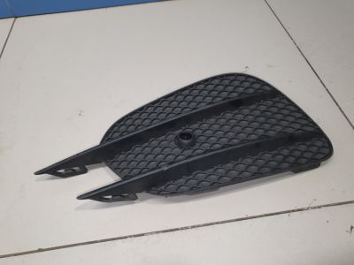 Решётка в бампер левая для Mercedes E-klasse W213 2016-