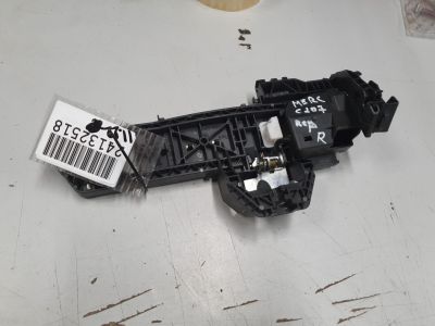 Кронштейн ручки двери передней правой для Mercedes GL-klasse X166 GL GLS 2012-