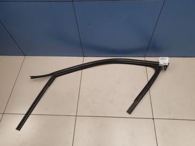 Уплотнитель стекла передней левой двери для Audi A4 B9 2015-