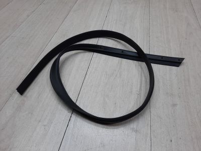 Уплотнитель двери передней левой для BMW 1 E81 E87 2004-2014