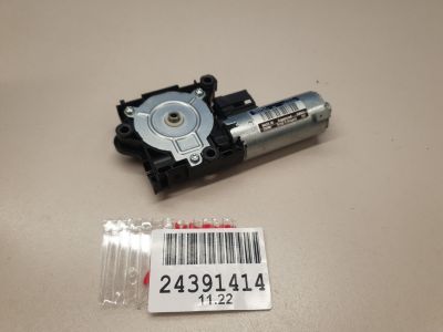 Моторчик люка для Audi Q7 4M 2015-