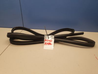 Уплотнитель стекла люка для Volvo XC40 2017-