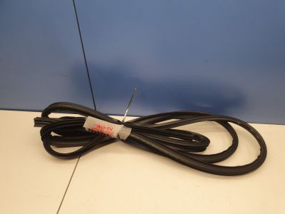 Уплотнитель стекла люка для Volvo XC40 2017-