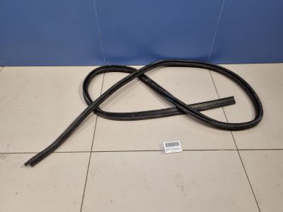 Уплотнитель двери багажника для Renault Duster 2010-