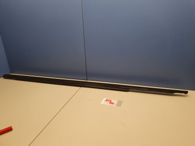 Молдинг стекла передней левой двери для Mercedes E-klasse W213 2016-