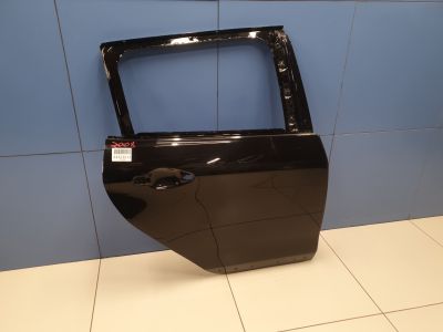 Дверь правая задняя для Peugeot 2008 2013-2019