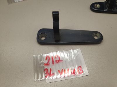 Петля двери задней левой нижняя для Mercedes E-klasse W212 2009-2016