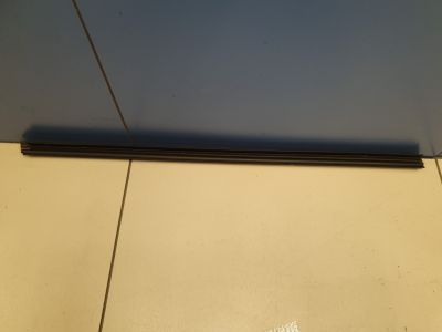 Накладка стекла передней левой двери для Mercedes B-klasse W246 2011-2018