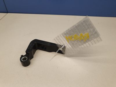 Петля двери для Volvo XC40 2017-