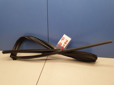 Уплотнитель стекла двери задний правый для Mazda 6 GJ 2013-2019