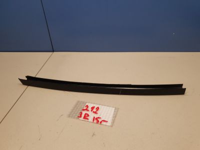 Направляющая стекла задней правой двери для Mercedes E-klasse W212 2009-2016