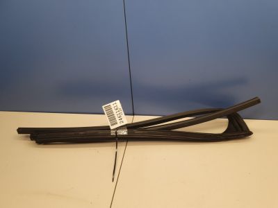 Уплотнитель стекла двери задний левый для Infiniti Q50 V37 2013-