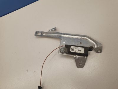 Антенна для Jaguar F-PACE X761 2016-