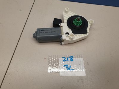 Моторчик стеклоподъёмника для Mercedes CLS-klasse W218 2010-2017