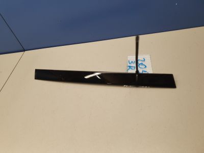 Направляющая стекла задней правой двери для Mercedes C-klasse W205 2014-