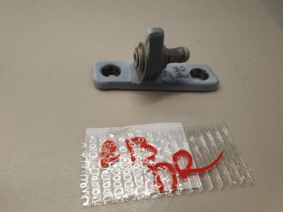 Петля двери передней правой верхняя для Mercedes E-klasse W213 2016-