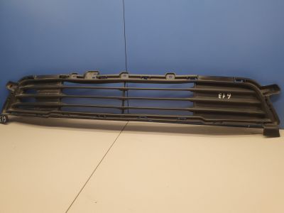 Решётка в бампер центральная для Mitsubishi Outlander GF 2012-