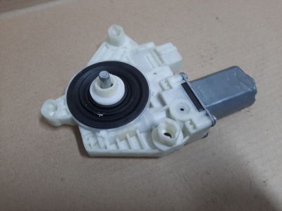 Моторчик стеклоподъёмника передний левый для Mercedes GLC-klasse X253 2015-