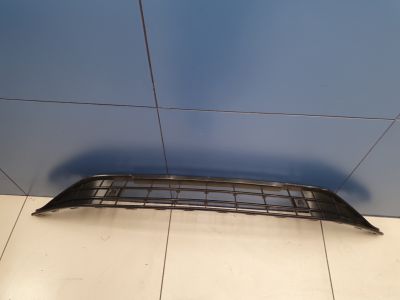 Решётка в бампер центральная для Volkswagen Polo Sedan 2020-