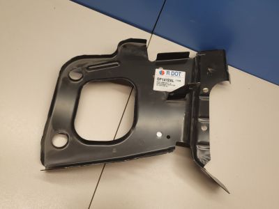 Рамка левой фары для Opel Astra J 2009-2017