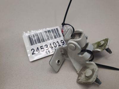 Петля двери багажника правая для Mercedes B-klasse W246 2011-2018