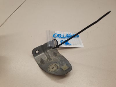 Кронштейн обшивки двери передней правой для Chevrolet Orlando 2011-2015