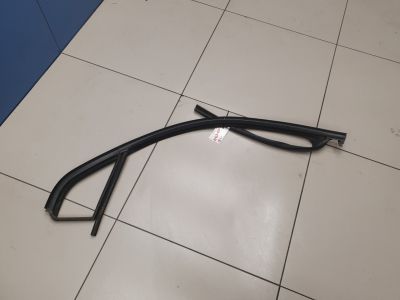 Уплотнитель стекла передней левой двери для Chevrolet Orlando 2011-2015