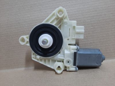 Моторчик стеклоподъёмника передний левый для Mercedes C-klasse W205 2014-