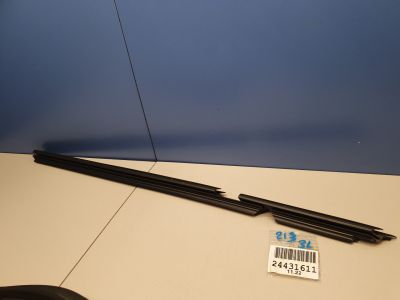 Накладка стекла задней левой двери для Mercedes E-klasse W213 2016-