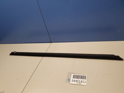 Накладка стекла передней левой двери для Land Rover Range Rover Evoque 2011-2018