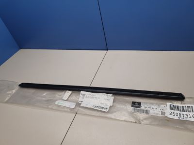 Молдинг стекла передней левой двери для Mercedes G-klasse W463 2018-