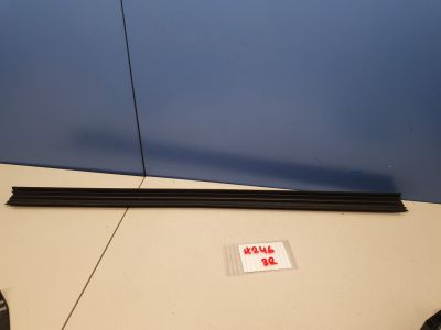 Накладка стекла задней правой двери для Mercedes B-klasse W246 2011-2018