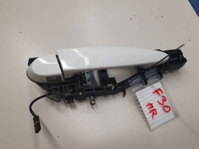 Ручка двери наружная правая для BMW 3 F30 2011-2018