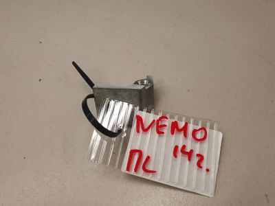 Петля двери передней левой верхняя для Citroen Nemo 2008-