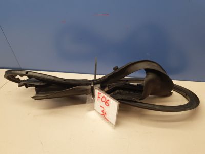 Уплотнитель двери задней левой для BMW 6 F06 Grand Coupe 2011-2017