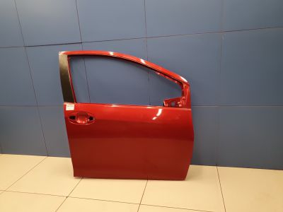Дверь правая передняя для Toyota Yaris 2011-2017