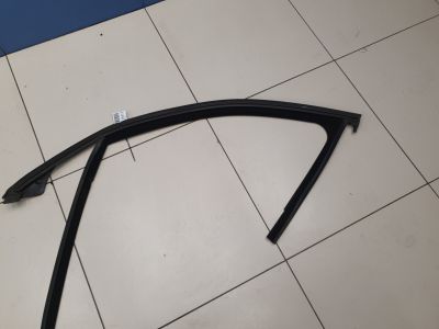 Уплотнитель стекла передней левой двери для Mercedes S-klasse W222 2013-2020